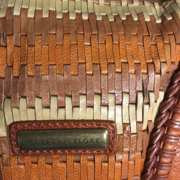 Isabella Fiore Authentic Woven Leather Shoulder Bag - Picture 9 of 16